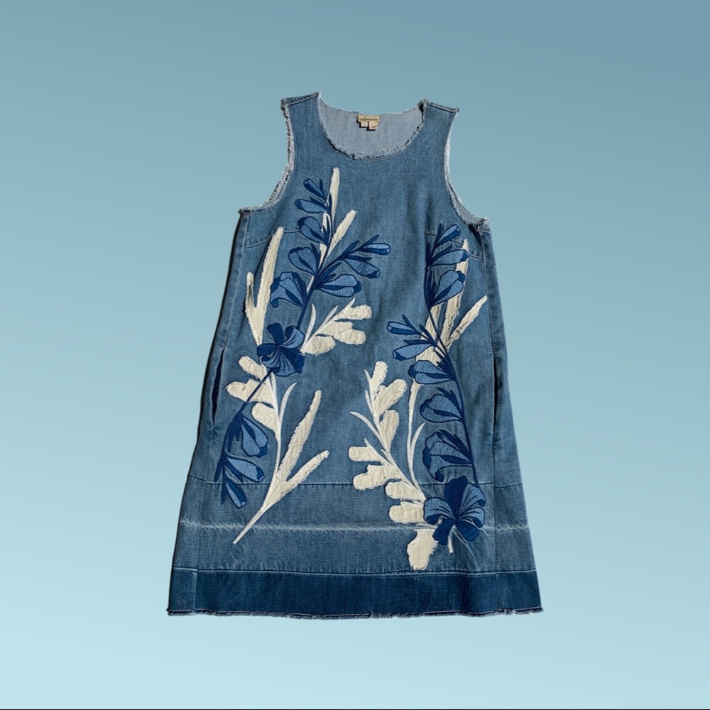 Nothing says hip like denim 🌞